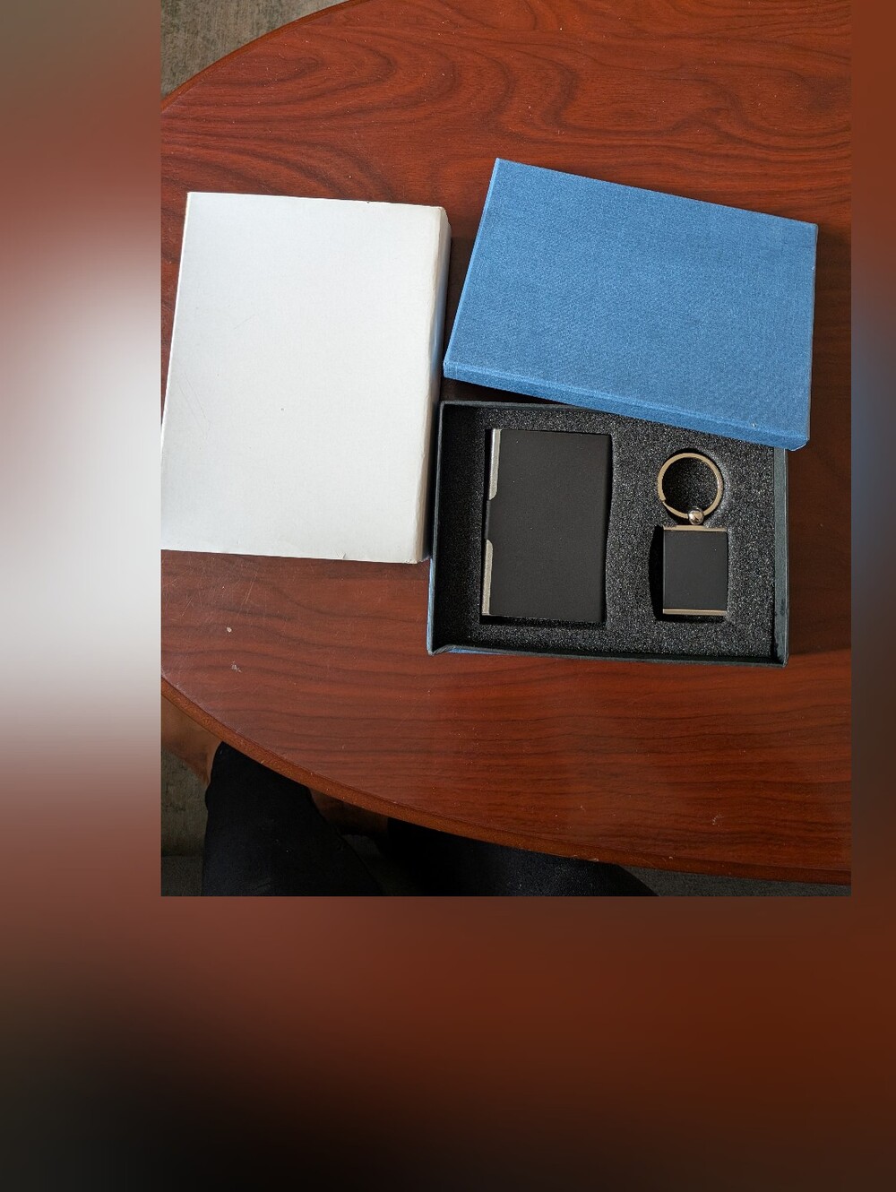 Brand New In Gift Box Black Card Holder and Photoholder Key Ring Set